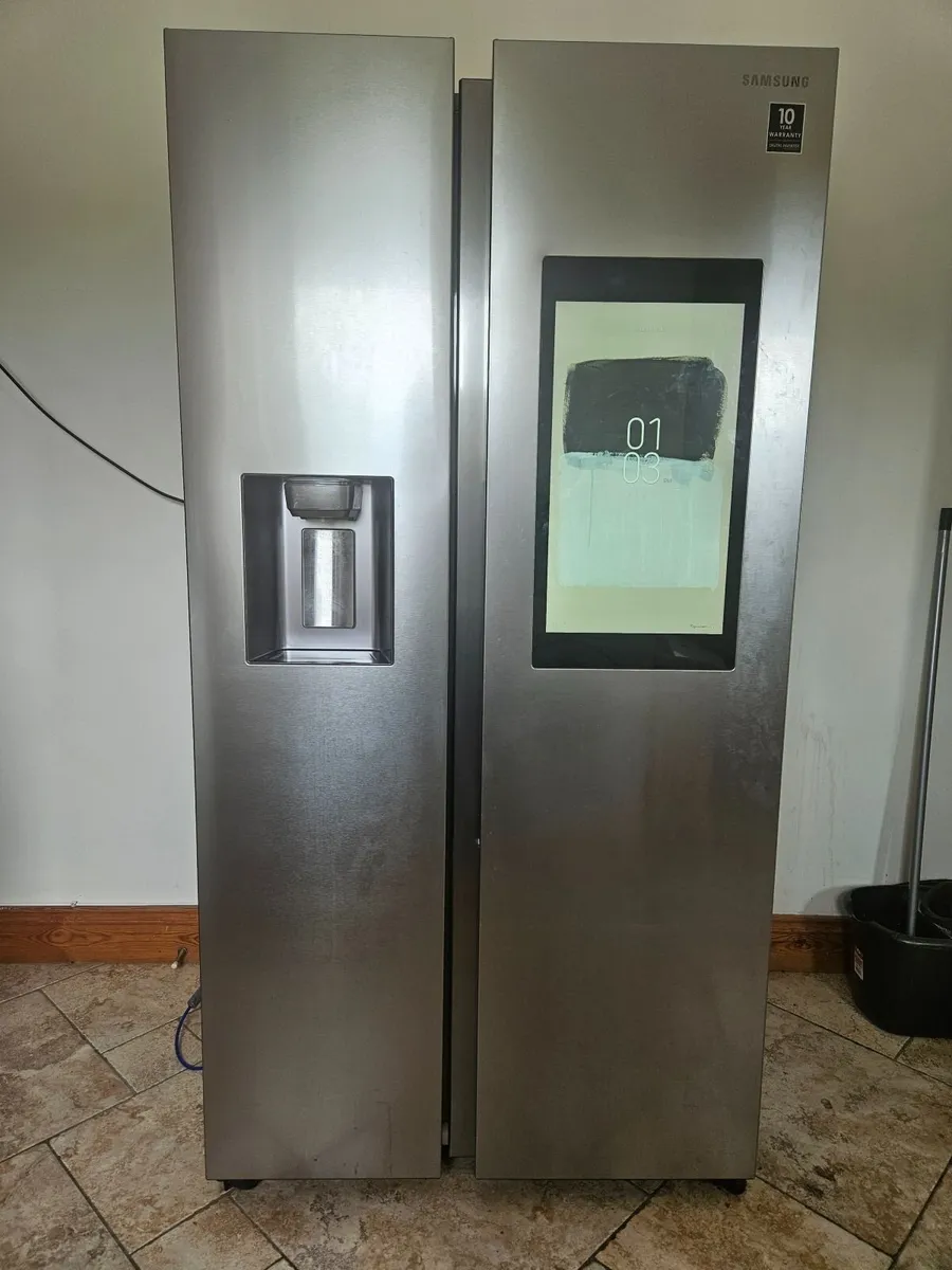 Samsung smart Fridge freezer - Image 4