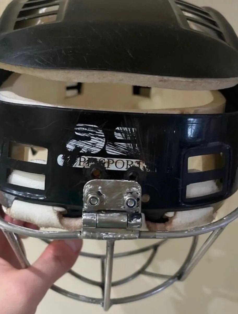 Oldstyle Des helmet - Image 3