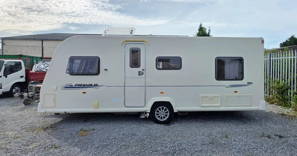 2011 Bailey Pegasus - Image 2
