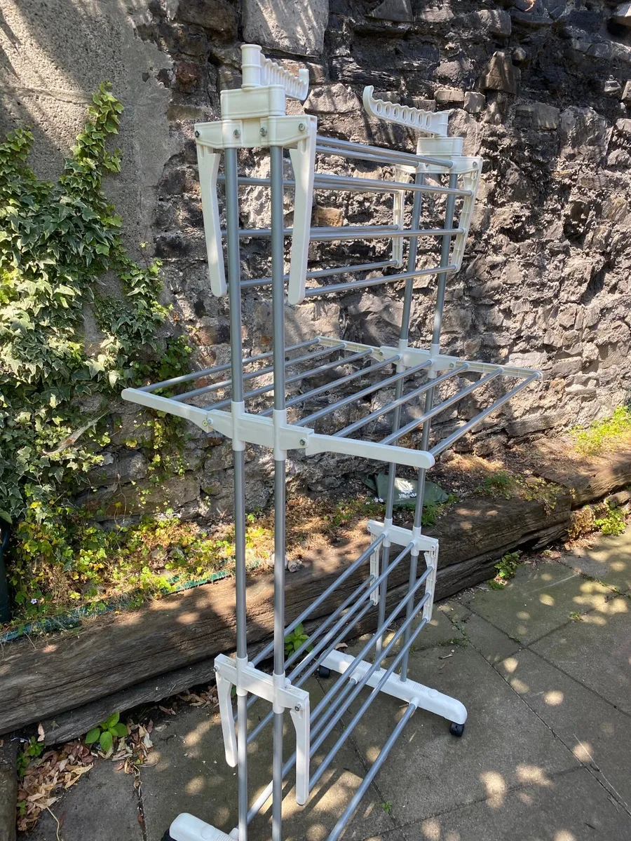 Clothes horse - Image 3