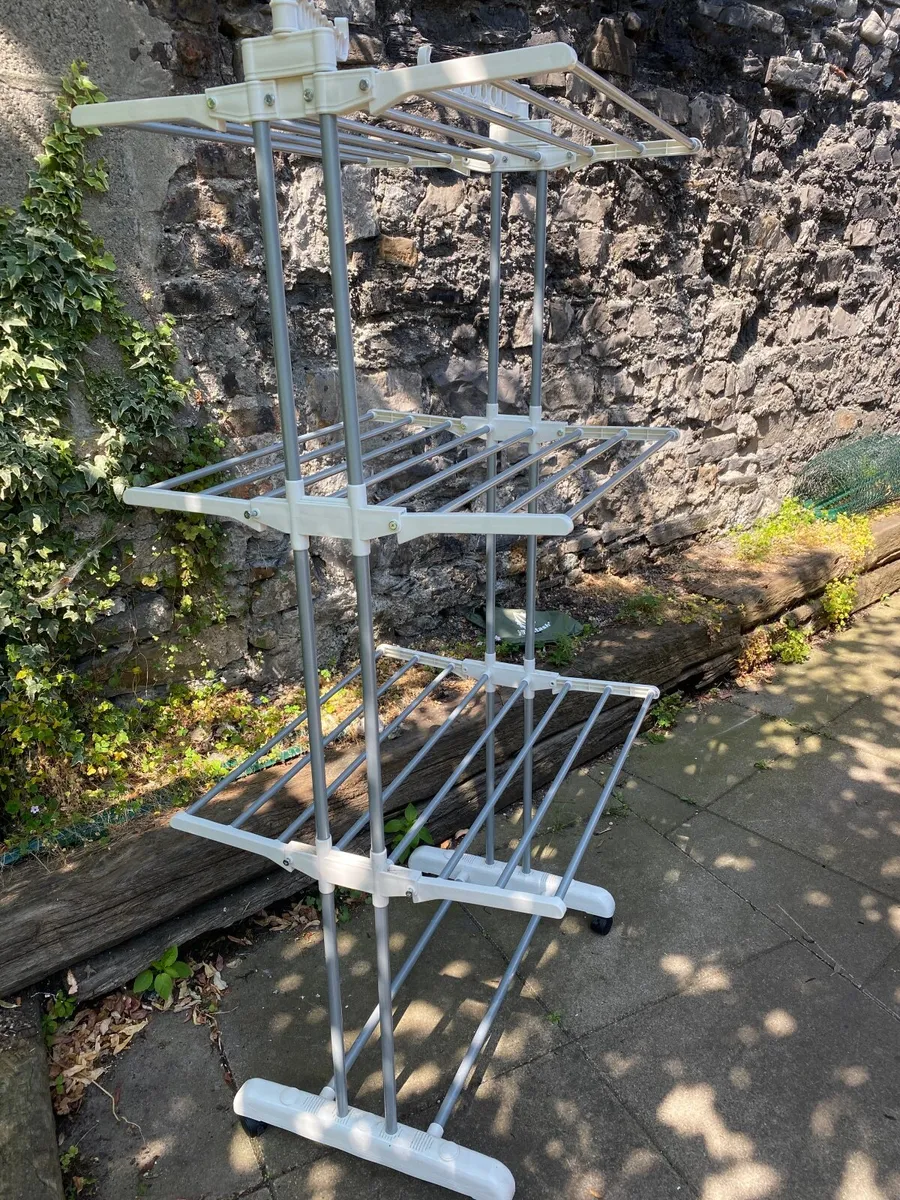 Clothes horse - Image 4