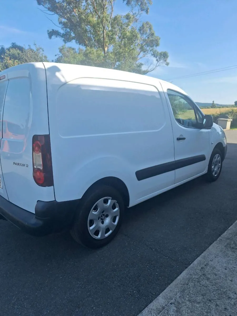Peugoet partner - Image 4
