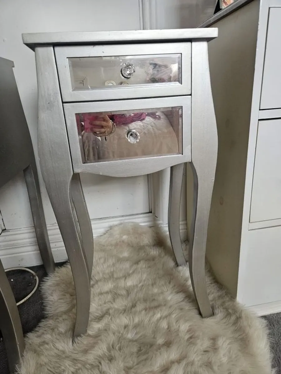 2 x Silver bedside lockers - Image 4