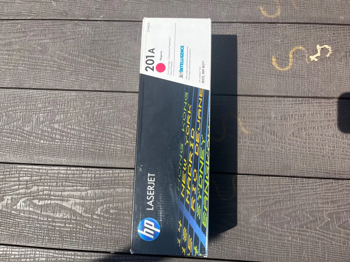 HP  CF403A Magenta  201A Ink Toner - Image 2