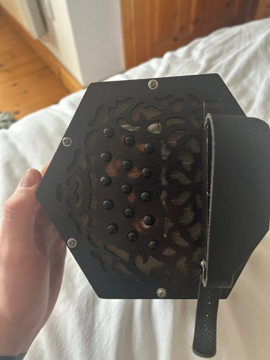 Wren Concertina - Image 1