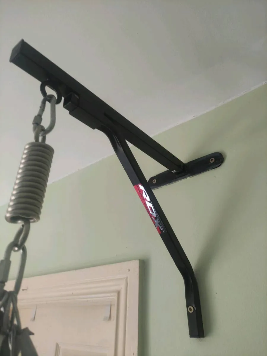Heavy duty Punching bag with wall mount - Image 3
