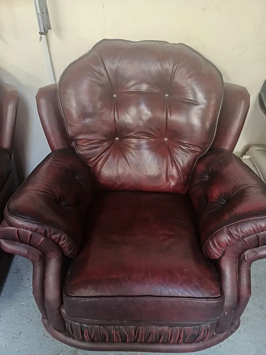 Couch and Two Arm Chairs - Image 3