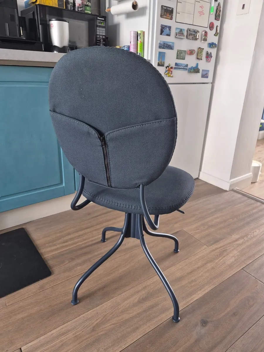 Ikea BJÖRKBERGET Swivel chair, Idekulla blue - Image 2