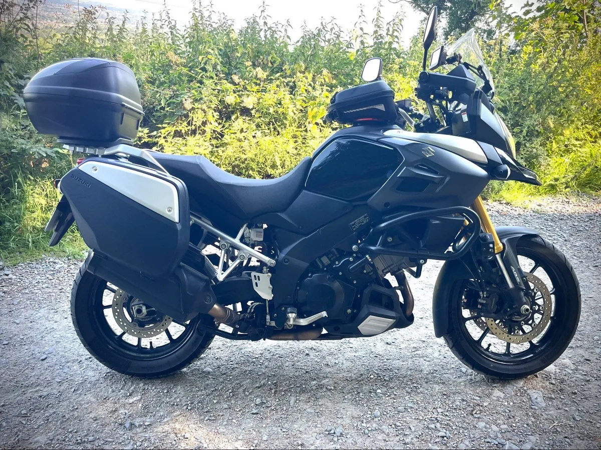 2017 suzuki v-strom 1000 - Image 1