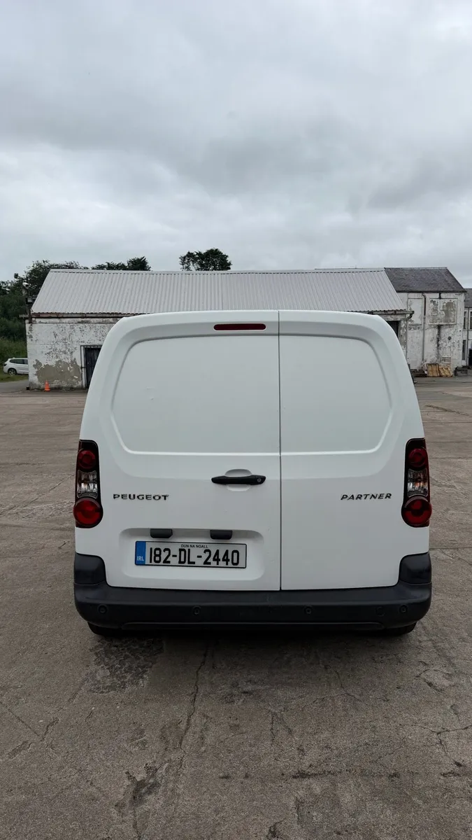 182 Peugeot partner - Image 3