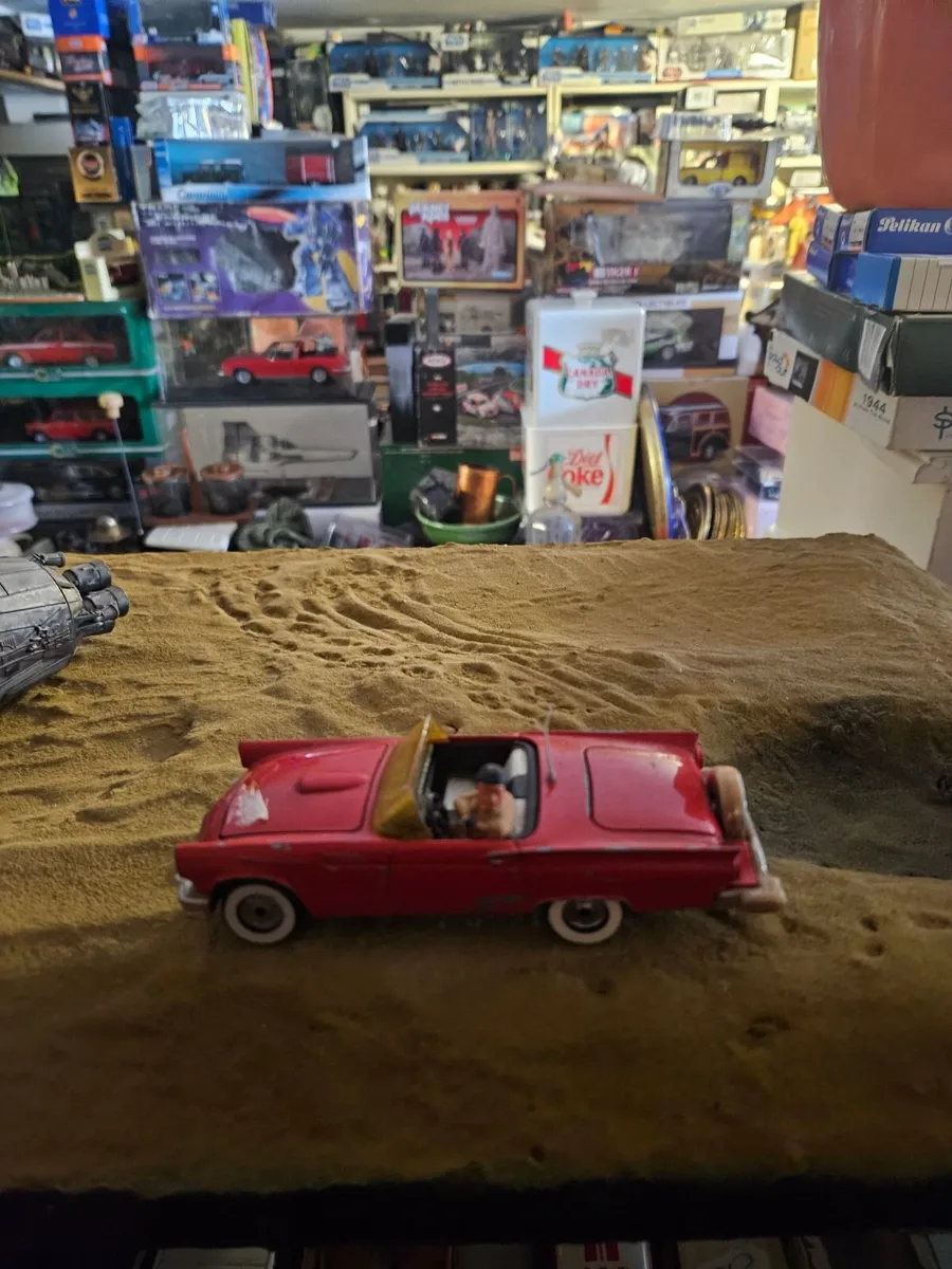 Corgi Thunderbird Vegas TV Series - Image 2