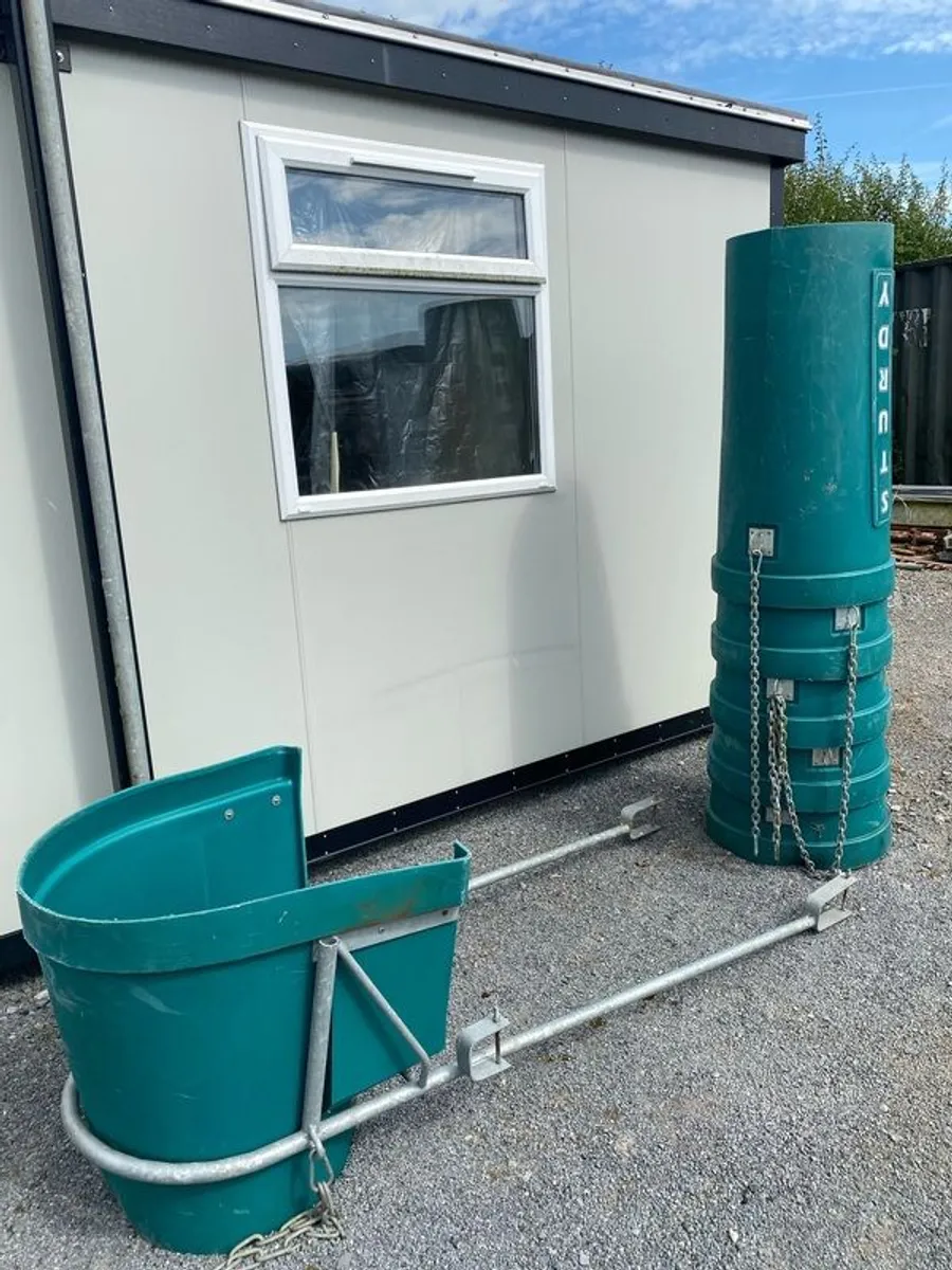 Sturdy Heavy Duty Construction Rubbish Chute Complete with Hopper & Bracket - Image 2