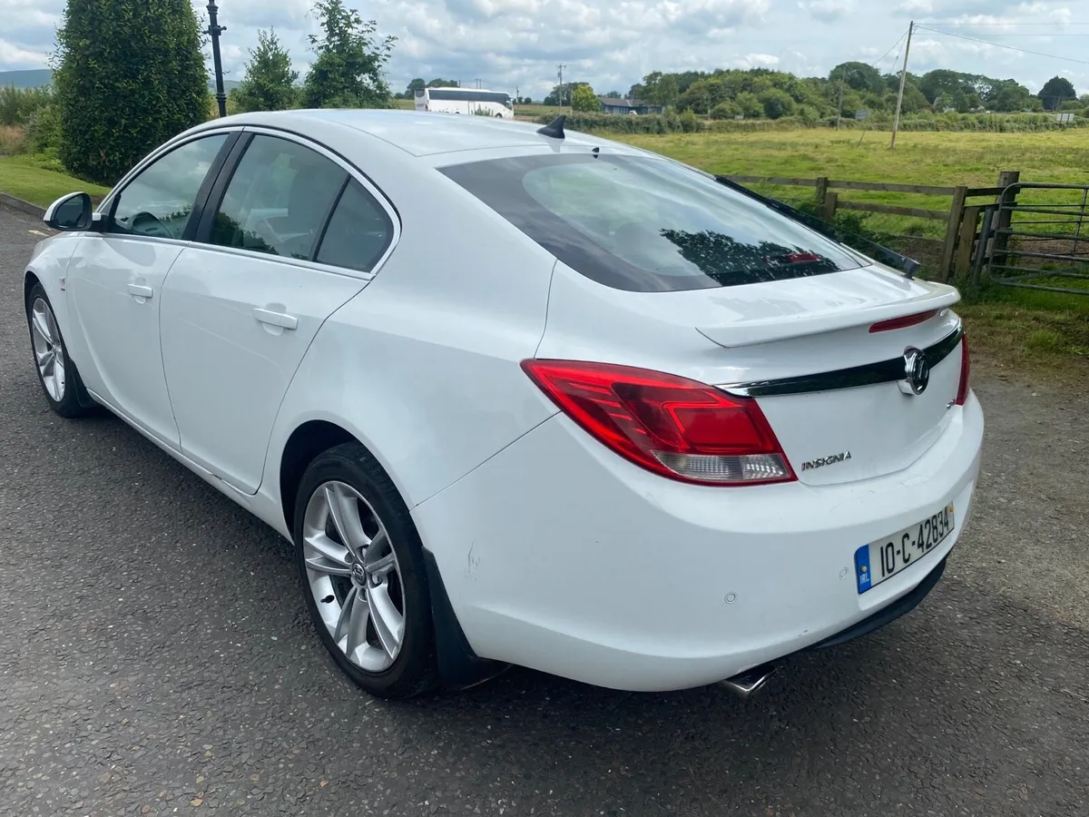 2010 VAUXHALL INSIGNIA - Image 2