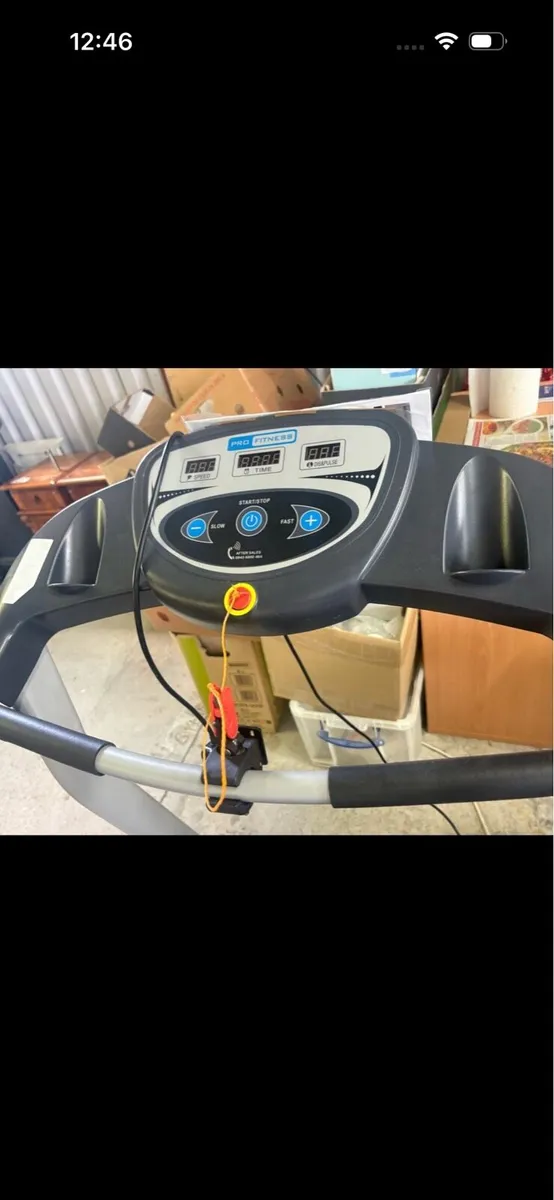 Pro fitness treadmill - Image 2