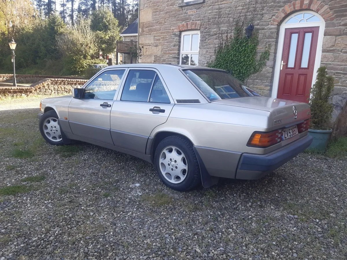 Mercedes-Benz Other 1992 - Image 2