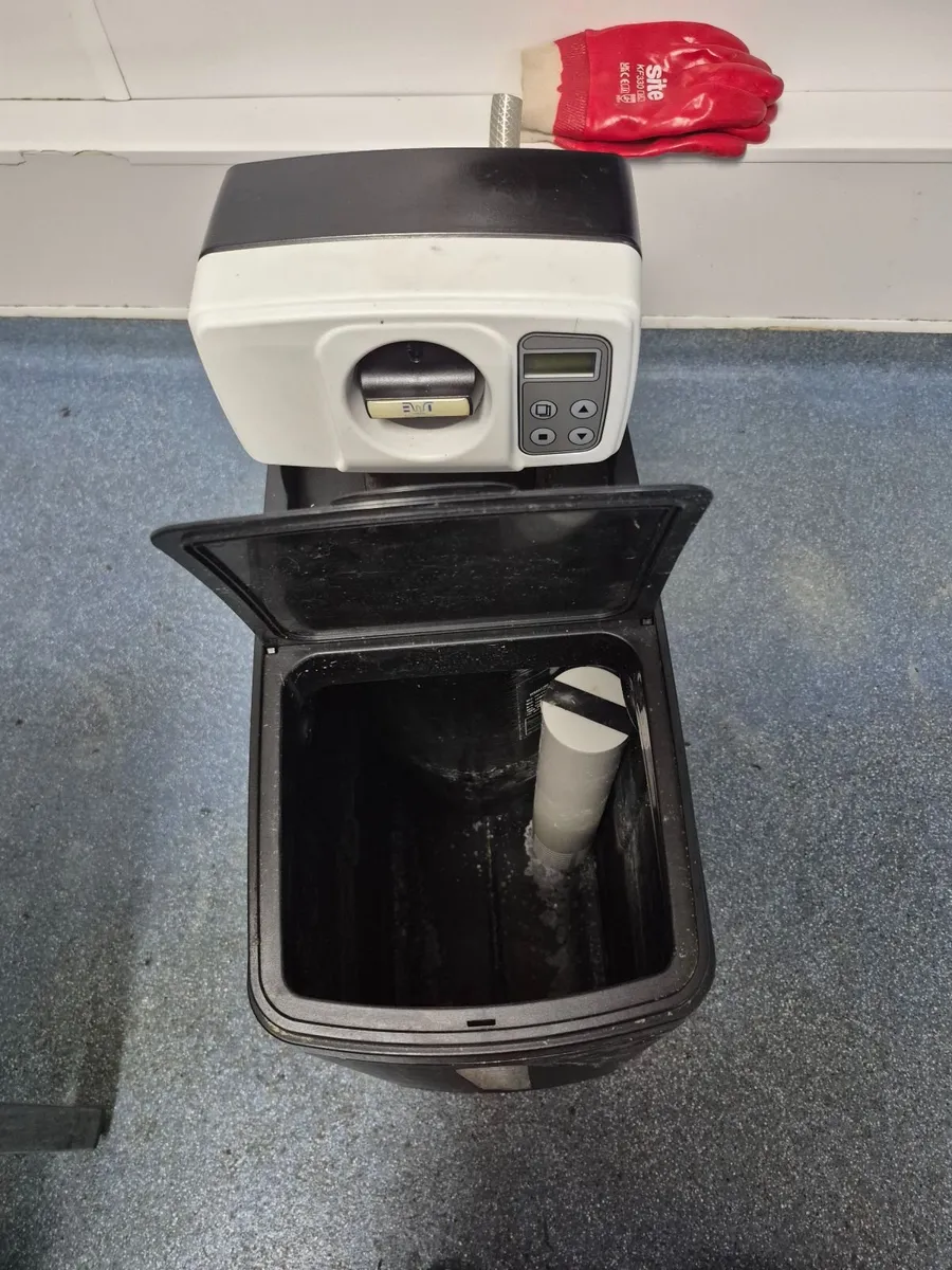 Water softener - Image 2