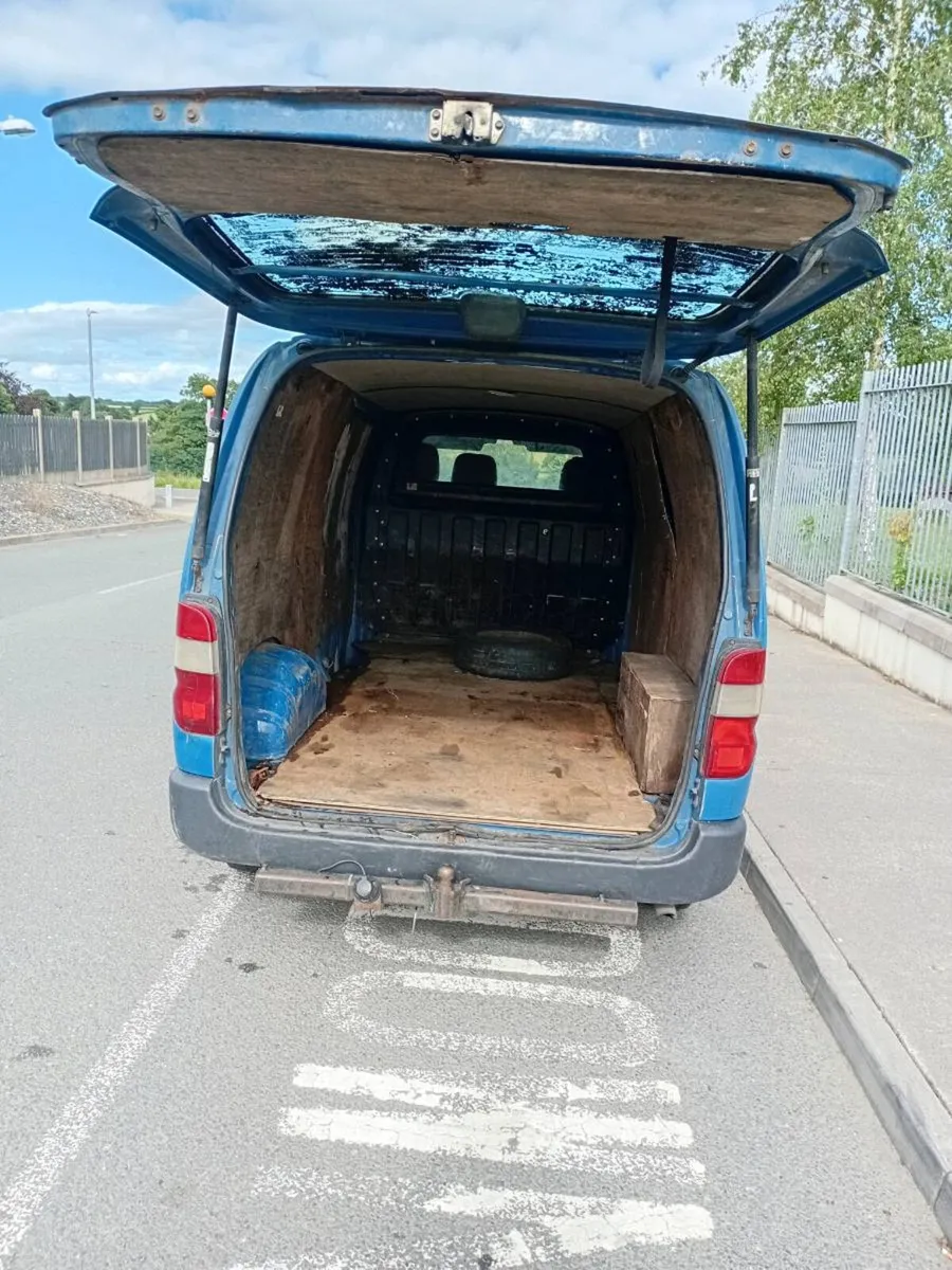 Toyota hiace - Image 4