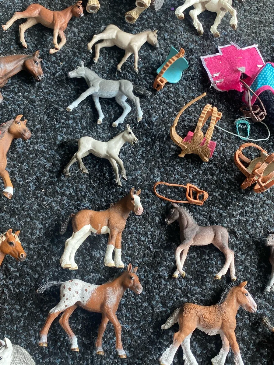 Bundle of schleich horses( can sell separately - Image 3