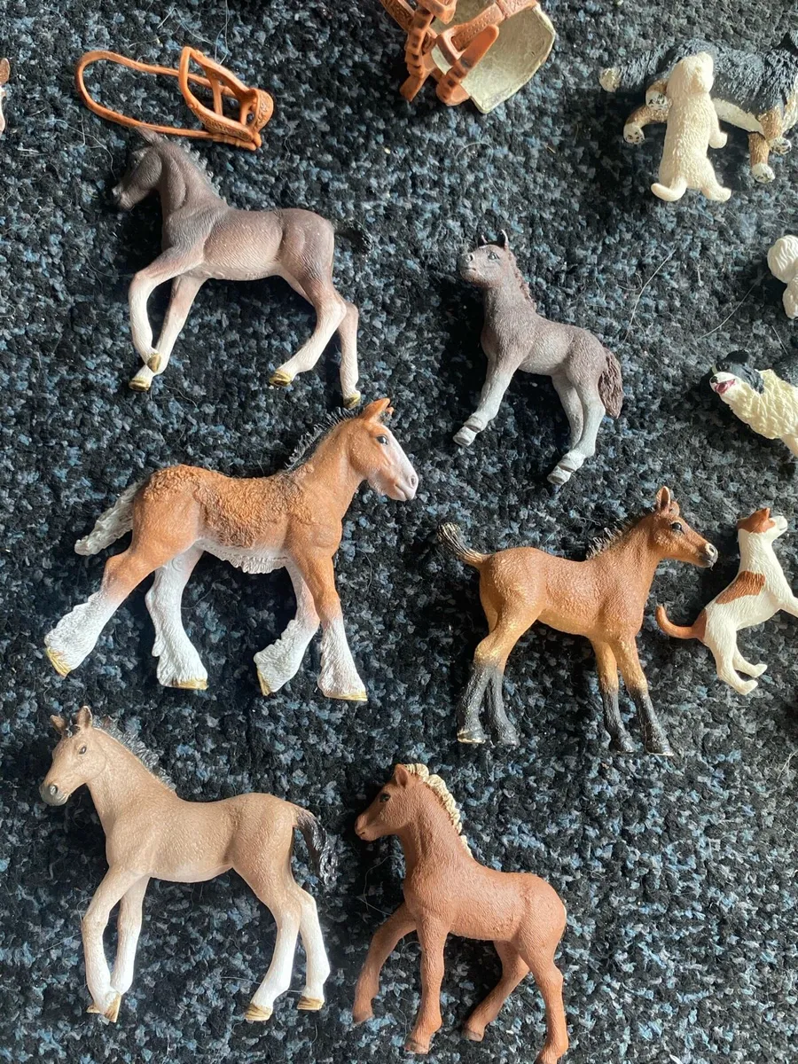 Bundle of schleich horses( can sell separately - Image 4