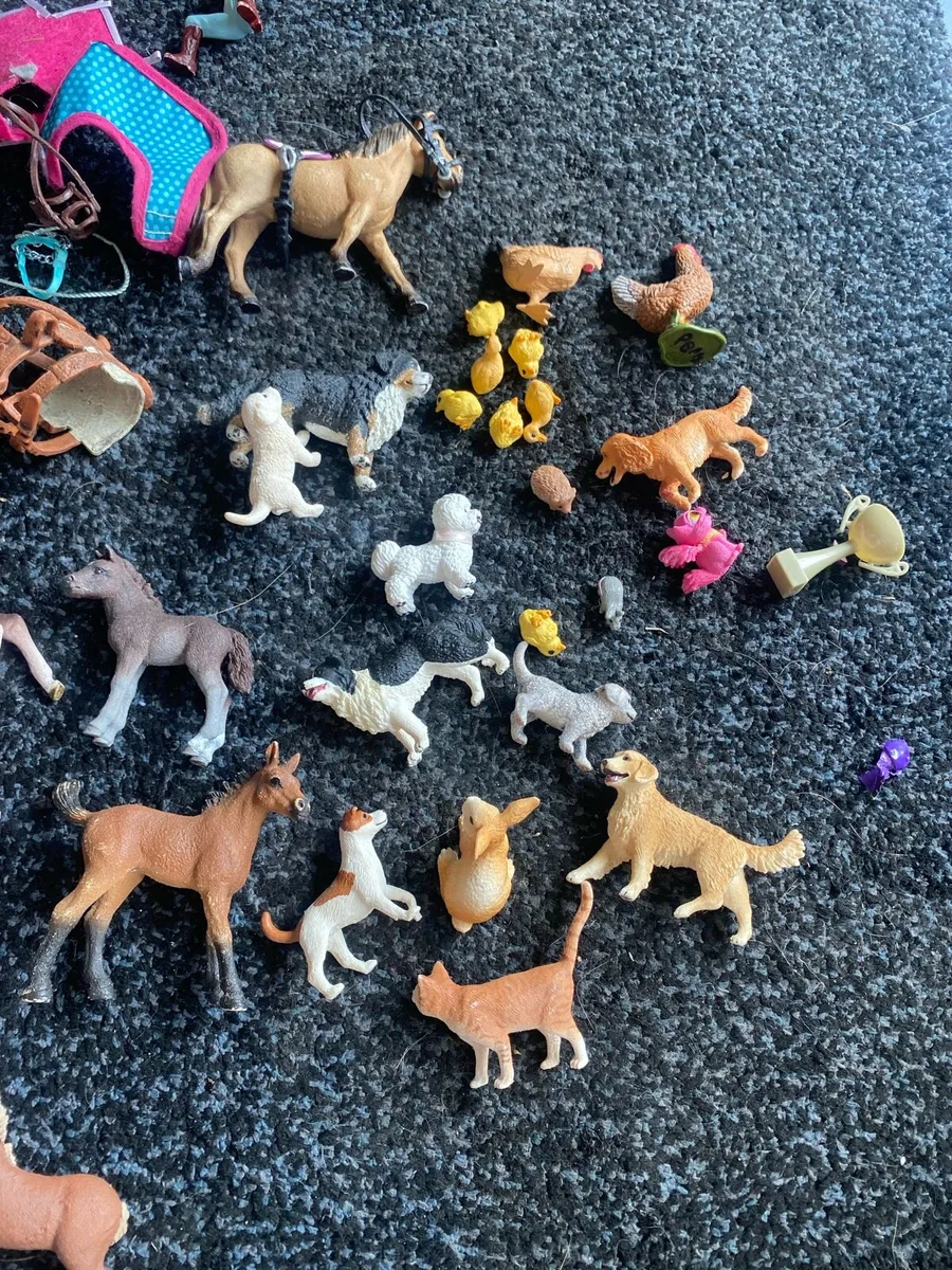 Bundle of schleich horses( can sell separately - Image 2