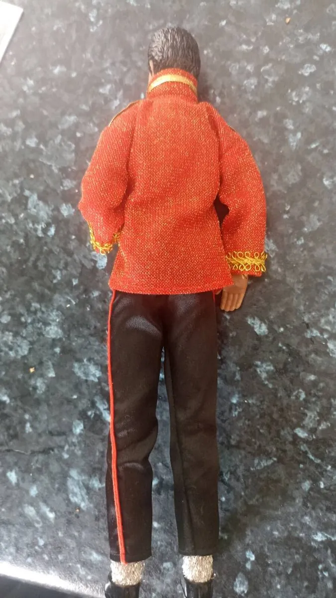 Vintage Michael Jackson figurine - Image 2