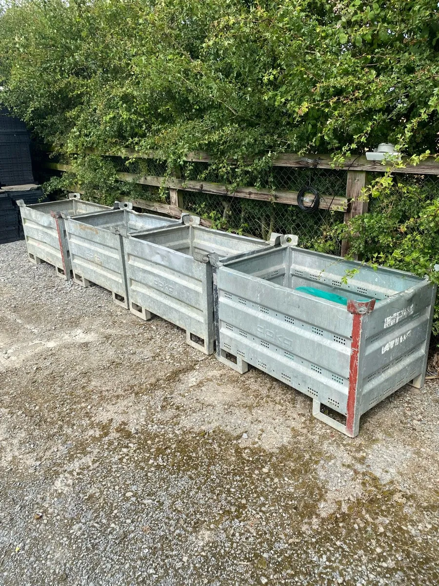 4 x Doka Heavy Duty Galvanised Boxs - Image 1