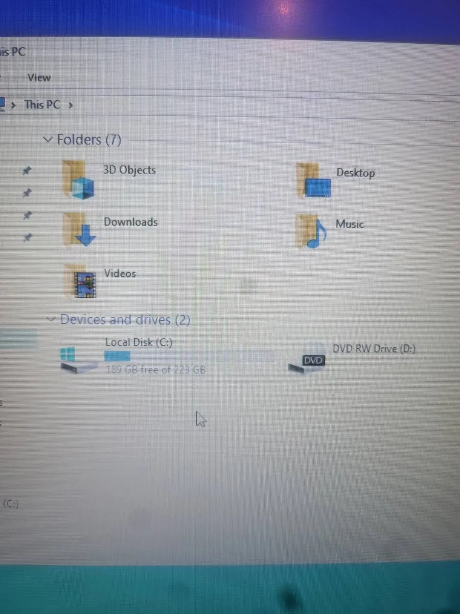 Laptop - Image 4