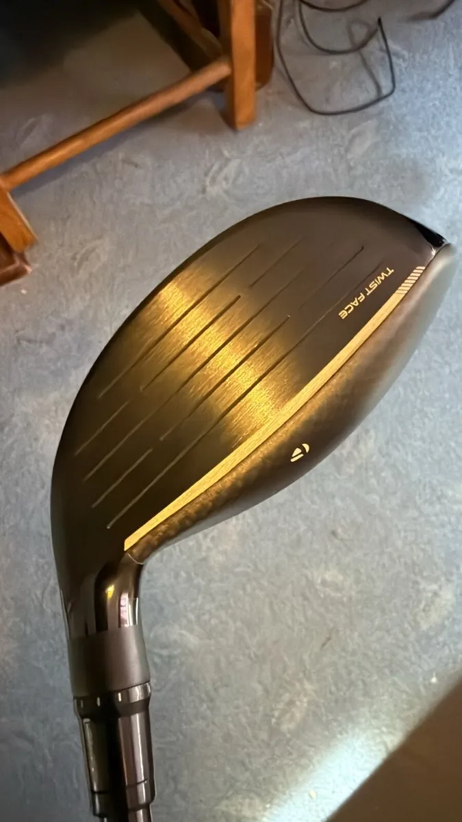 Taylormade Qi4D fairway wood - Image 3