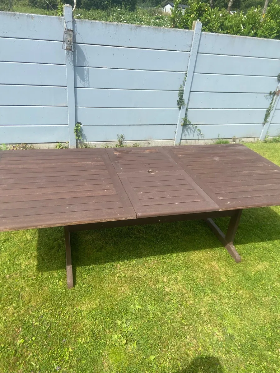 Garden table - Image 4