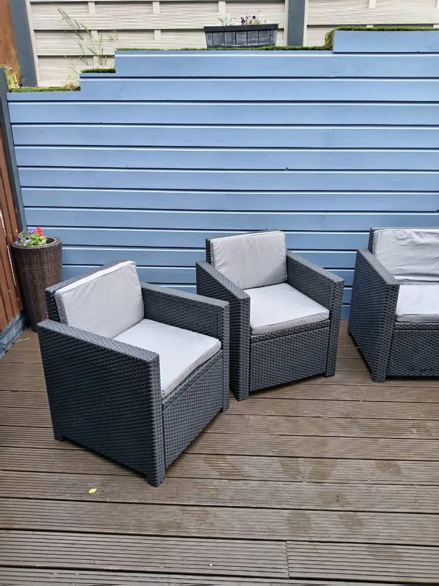 Garden furniture - Image 2