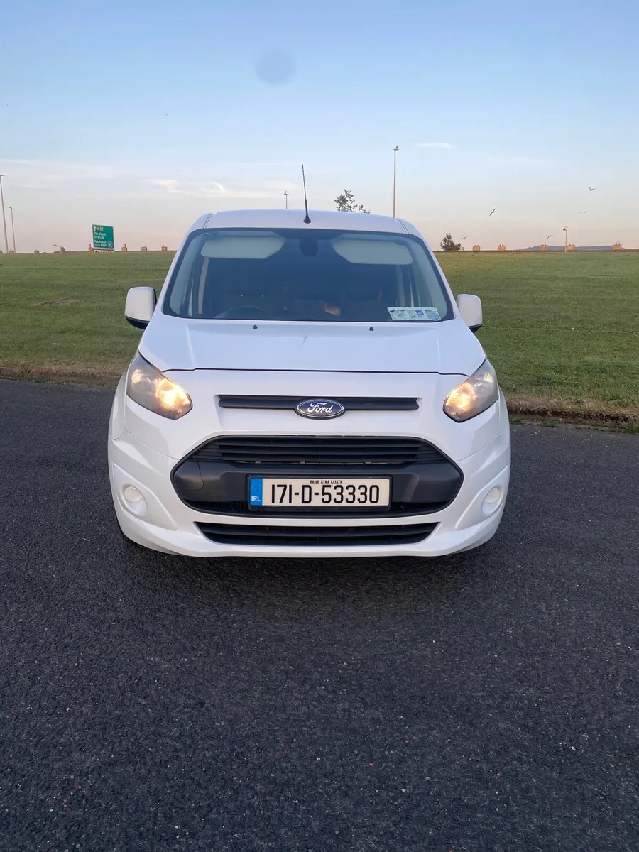 2017 Transit connect - Image 3