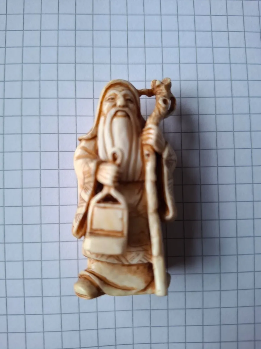 Vintage Style Japanese Netsuke Figurines – Seven L - Image 2