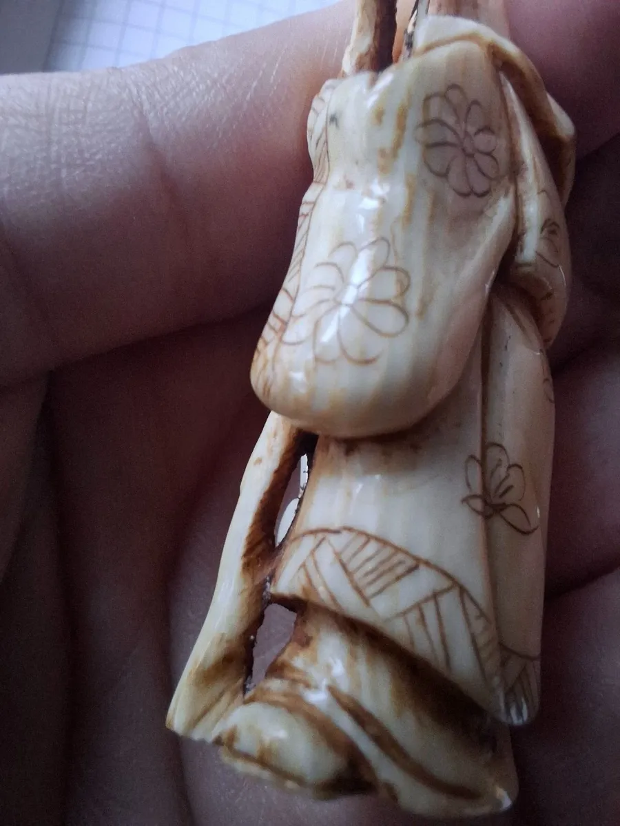 Vintage Style Japanese Netsuke Figurines – Seven L - Image 4