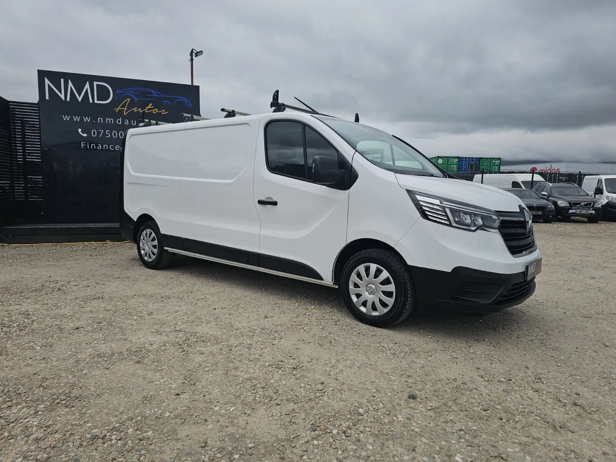Renault Trafic 2023 - Image 2