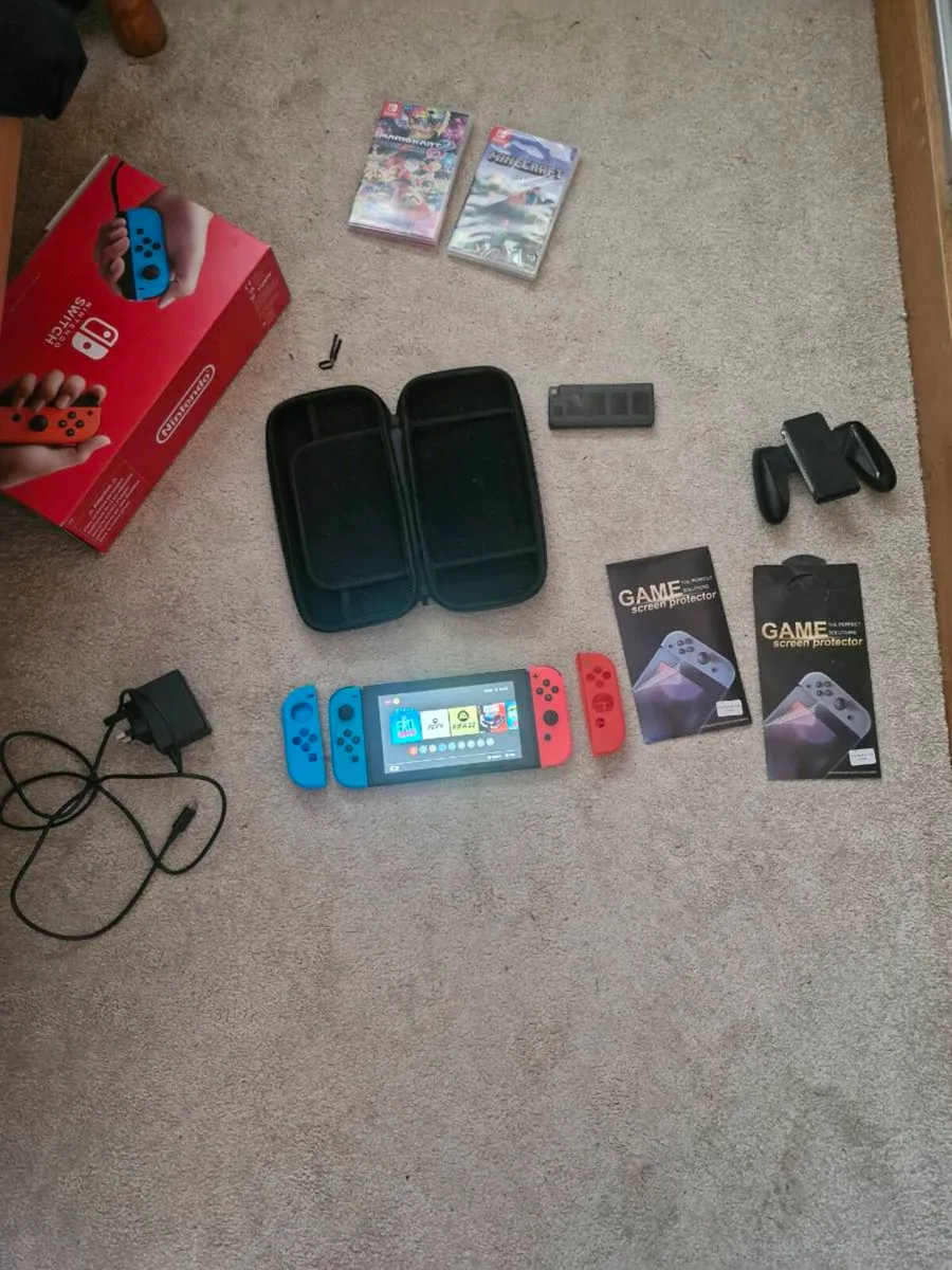 Nintendo switch - Image 1