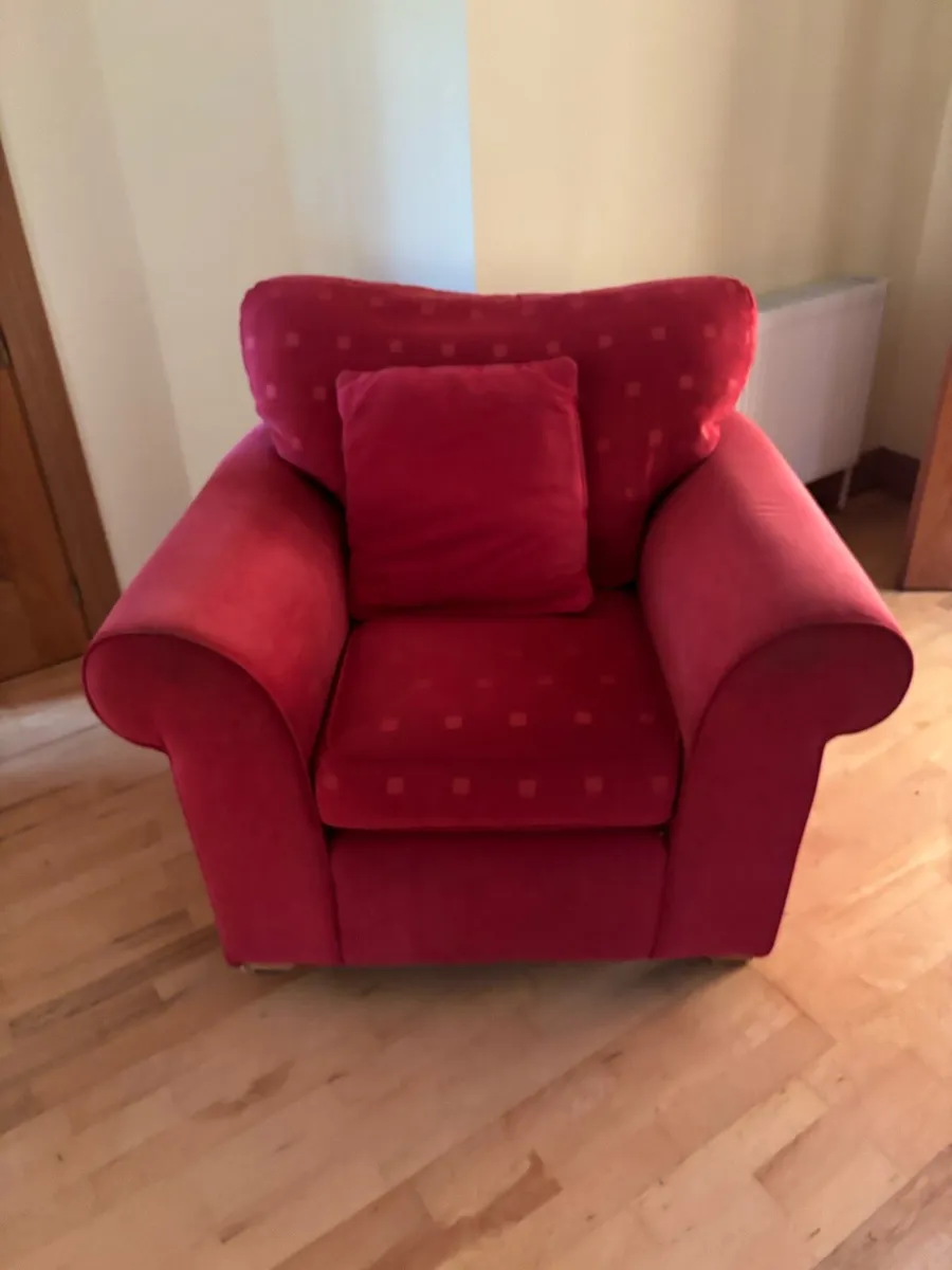 Furniture free to take away - Image 1