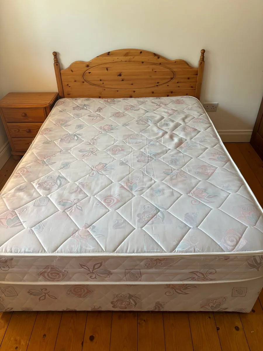 Furniture free to take away - Image 3