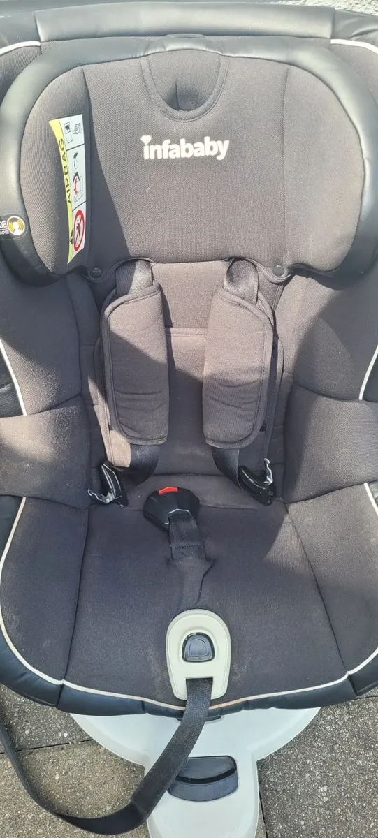 Childrens Car seat - Image 3