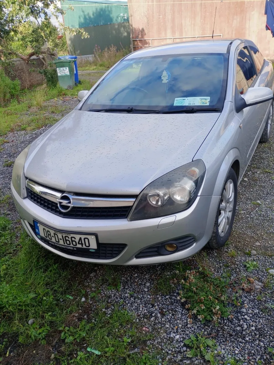 Opel Astra 2008 - Image 2