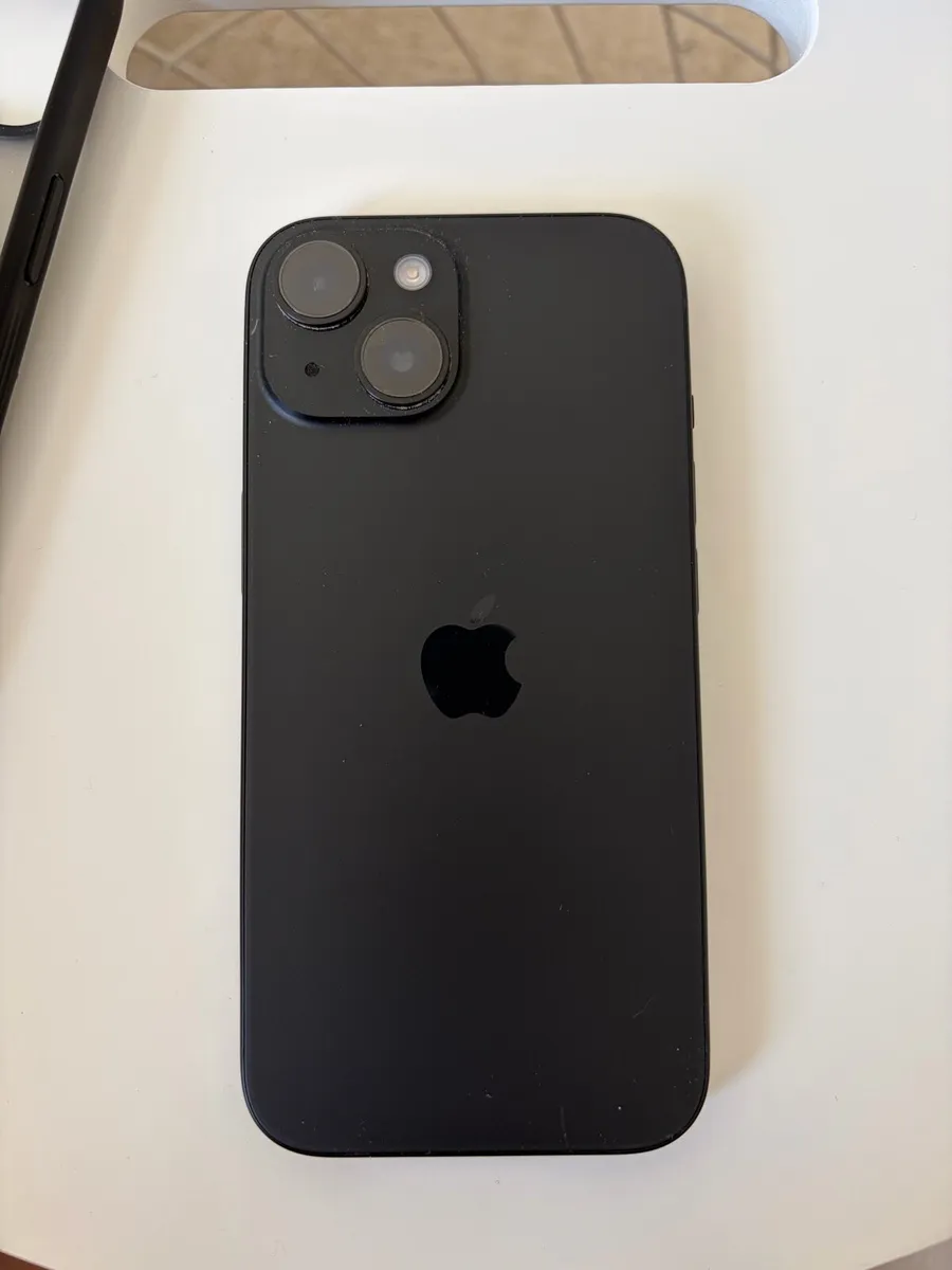 iPhone 15 128gb black like new - Image 2