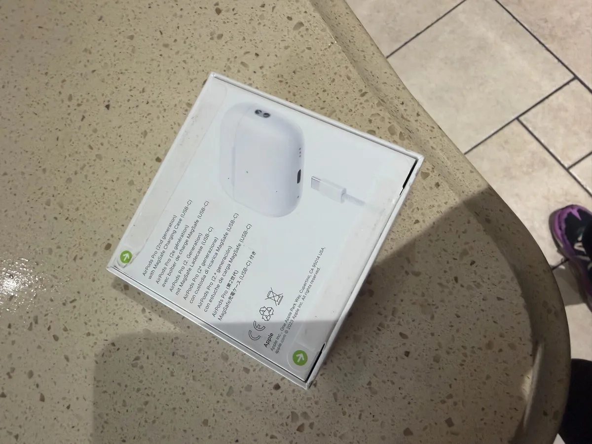 Apple Air Pods Pro - Image 2