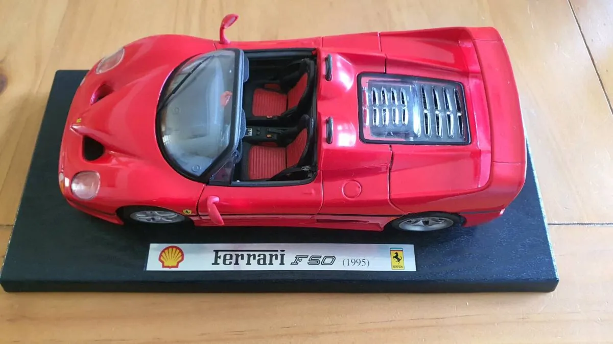 Ferrari F50 model 1995  scars 1:18 - Image 2