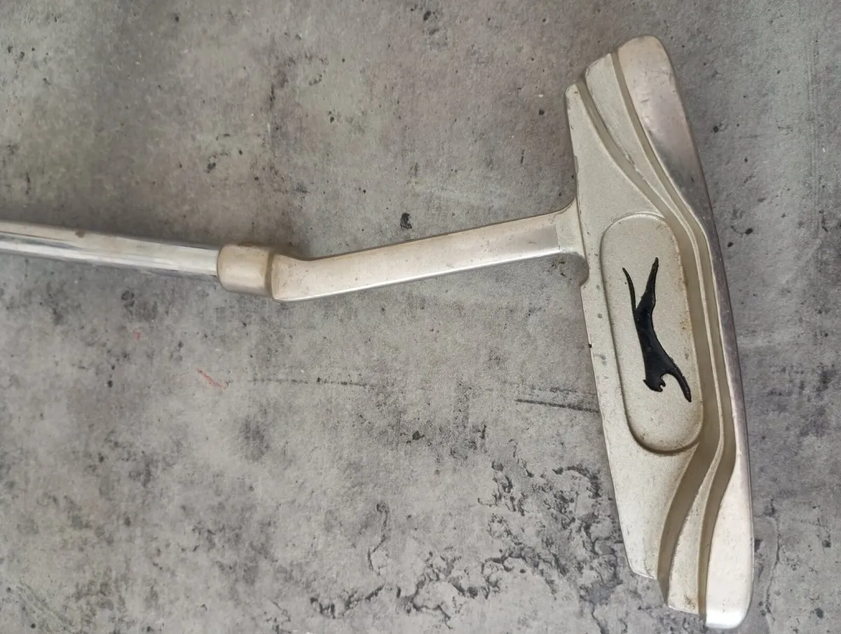 Slazenger golf putter.  Right handed club - Image 2