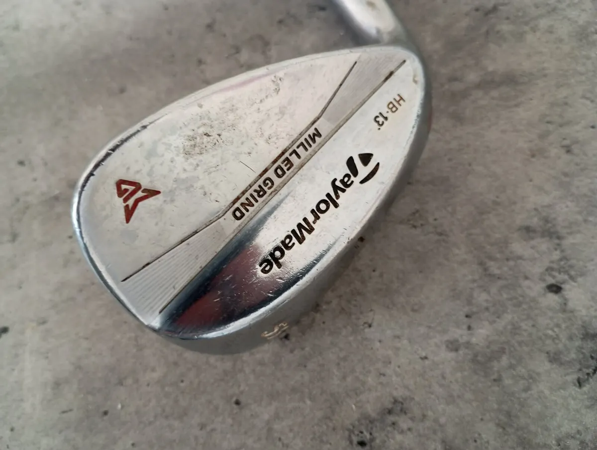 Taylormade golf wedge.  Left handed club. - Image 2