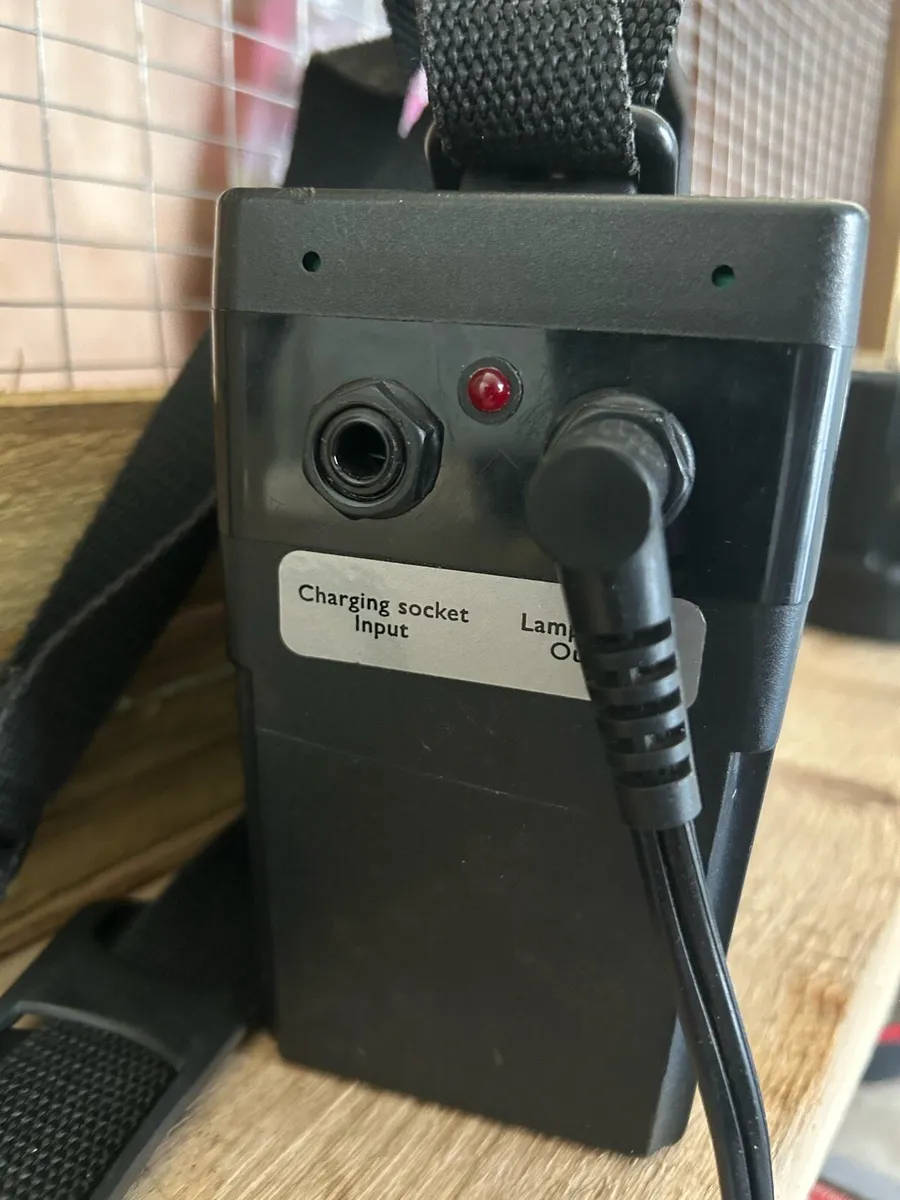 Lamp and Battery - Image 3