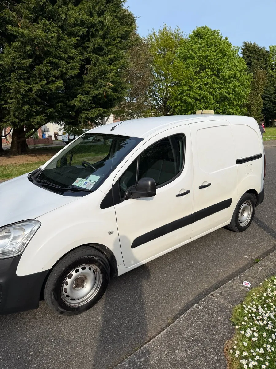 Peugeot Partner 1309cc 3 Seater - Image 2
