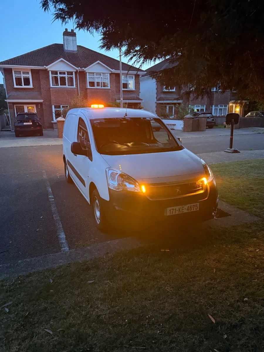 Peugeot Partner 1309cc 3 Seater - Image 4
