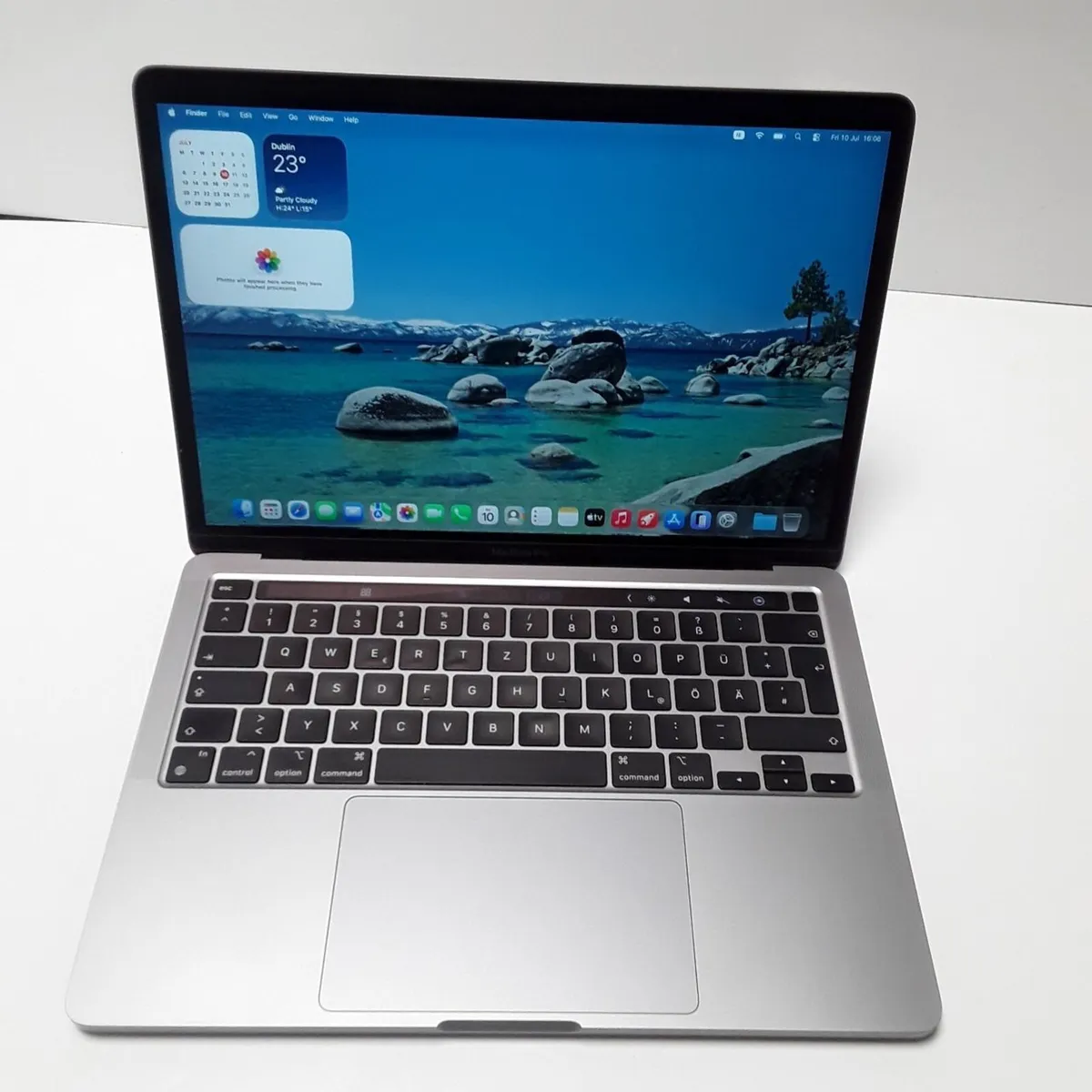 Apple MacBook Pro 13-inch (2020) | M1 Chip | 500GB - Image 2