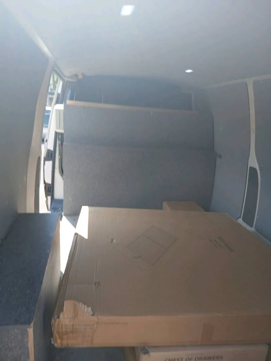 Van - Image 2