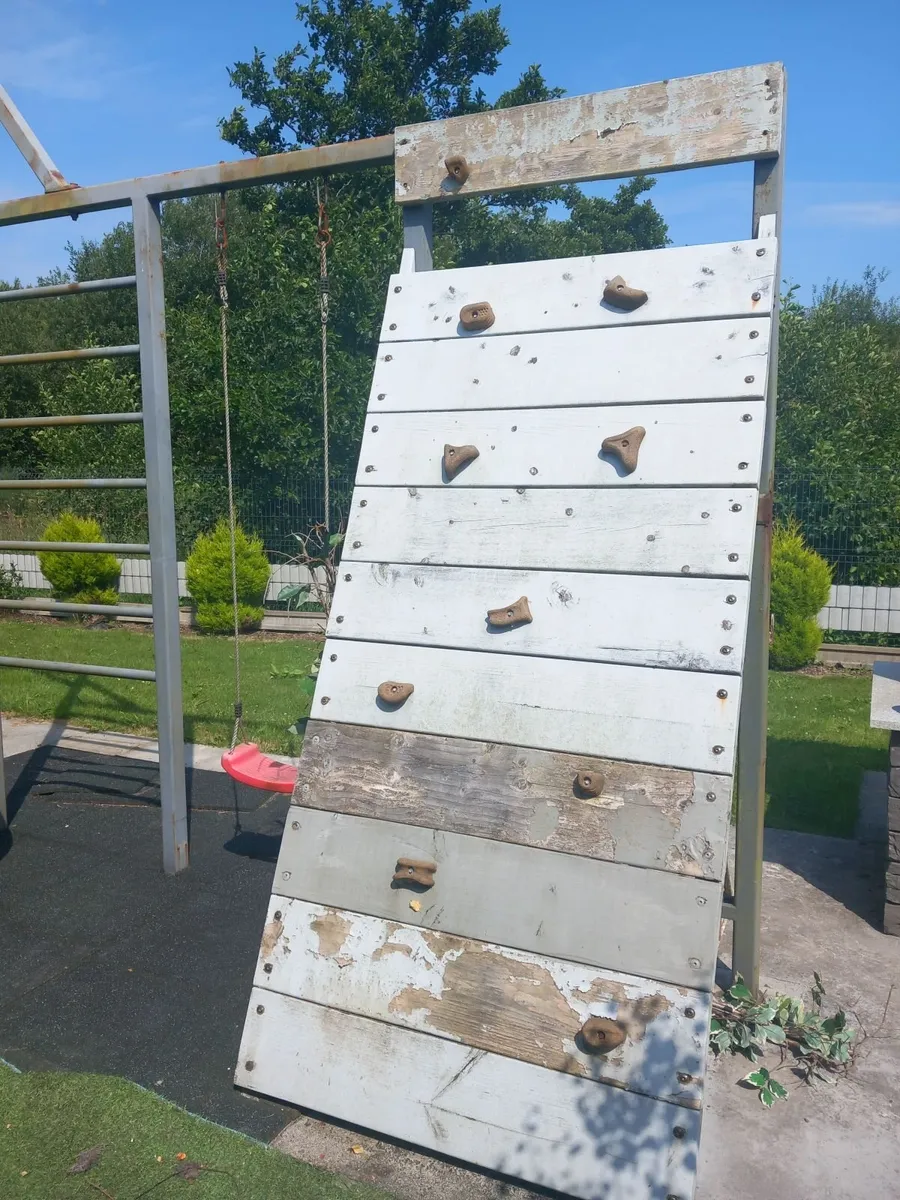 Play climbing frame with swing - Image 3